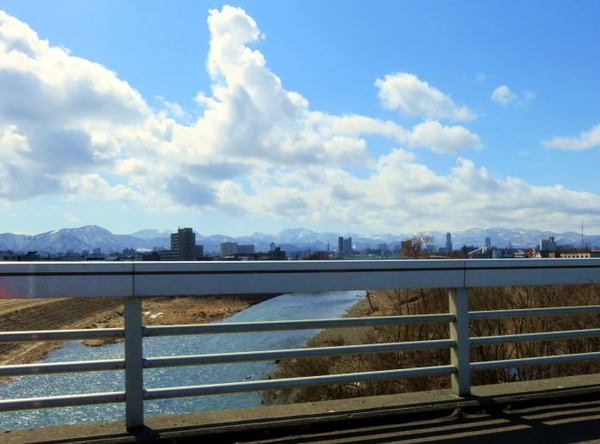 toyoiragawa.jpg